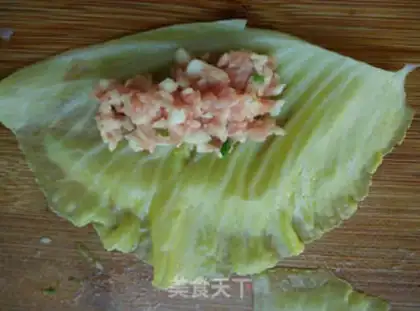 Make Horseshoe rolls step 4