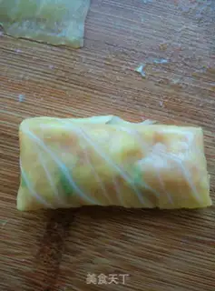 Make Horseshoe rolls step 6