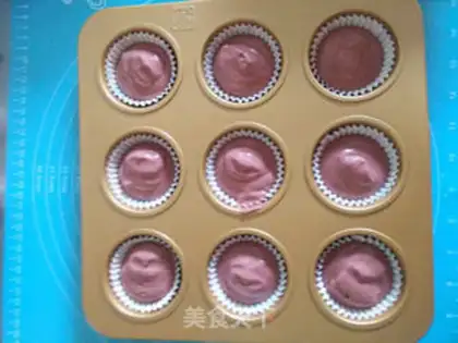 Make Red velvet cupcakes step 8
