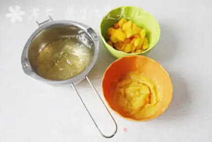 Make Mango yogurt mousse step 0
