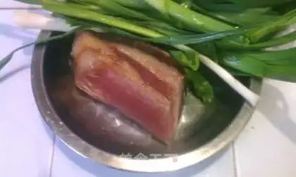 Make Garlic pork step 0