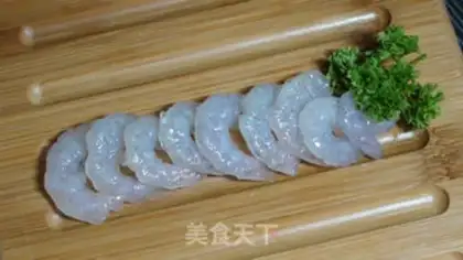 Make Seafood pasta step 1