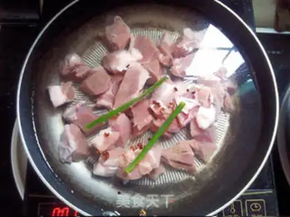 Make Roach and lamb step 3