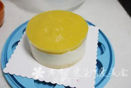 Make Mango yogurt mousse step 7