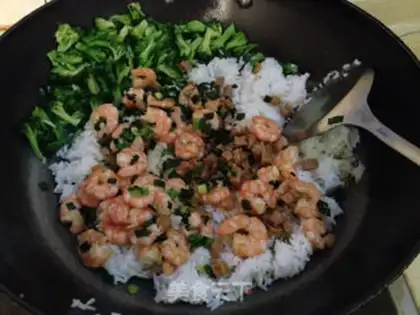 Make Shrimp orchid fried rice step 9