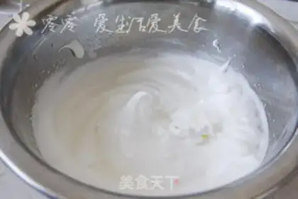 Make Swiss fruit cake roll step 2