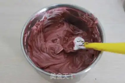 Make Red velvet cake rolls step 9