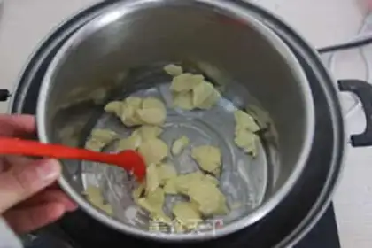 Make Red velvet cake rolls step 16