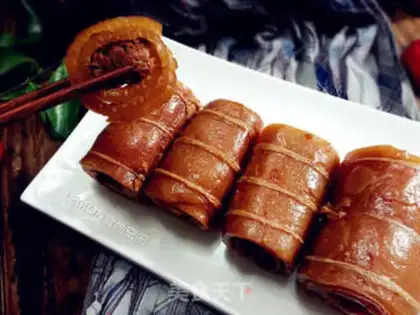 Make Five pig-skin elbows step 15