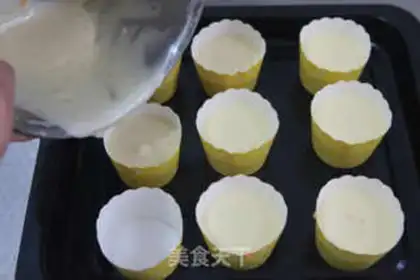 Make Orange rose cupcakes step 8