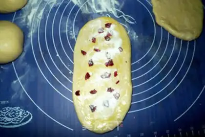 Make A thousand-storey cranberry dry toast step 9