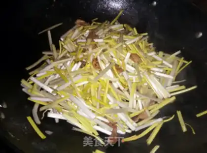 Make Garlic fried meat step 3