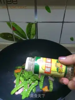Make Bacon fried Dutch beans step 4
