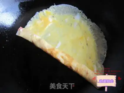 Make Flower sushi step 1