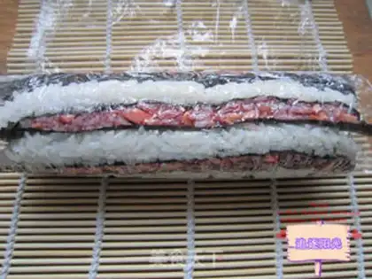 Make Flower sushi step 9