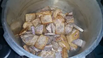 Make The fragrance is on the wings step 6