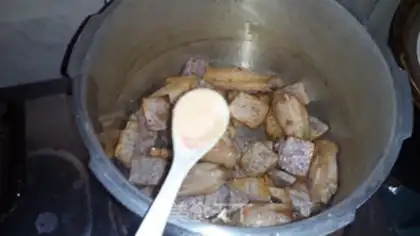 Make The fragrance is on the wings step 7