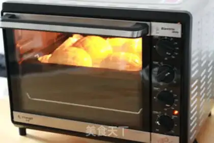 Make Pineapple buns step 6