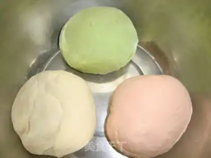 Make Emerald colored water dumplings step 2