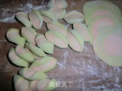 Make Emerald colored water dumplings step 4