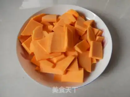 Make Pumpkin almonds step 1