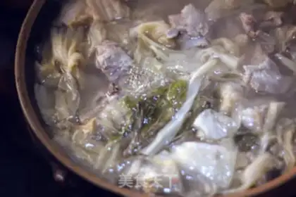 Make Cabbage and steak soup step 2