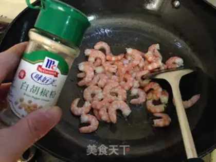 Make Shrimp orchid fried rice step 5