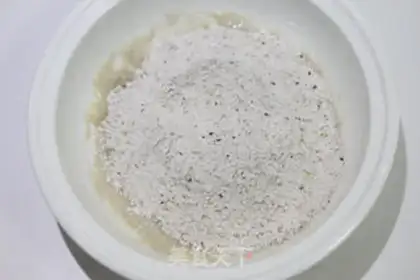 Make Banana sesame cocoa chip step 5