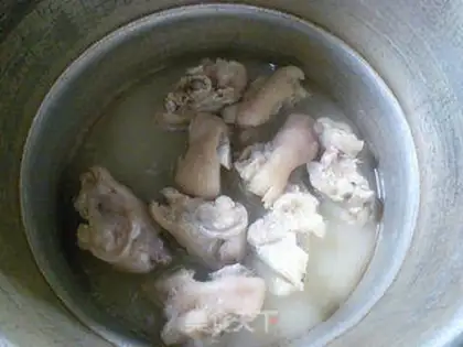 Make Piggy hoof step 5