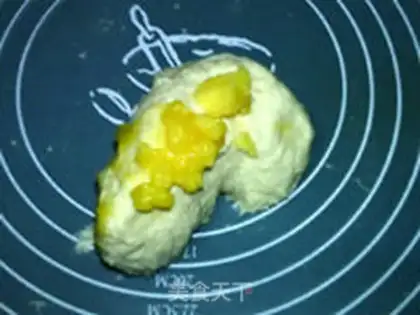 Make Mashed peas and milk bread step 2