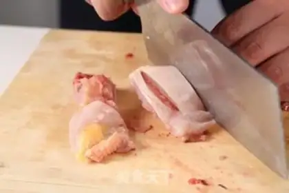 Make Chestnut chicken step 0