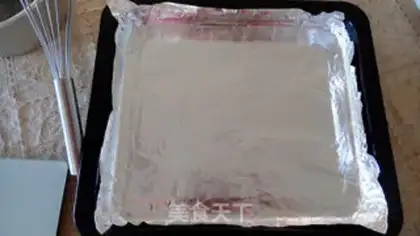 Make Maury Strawberry Moose step 1