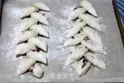 Make French cranberry raspberry step 18