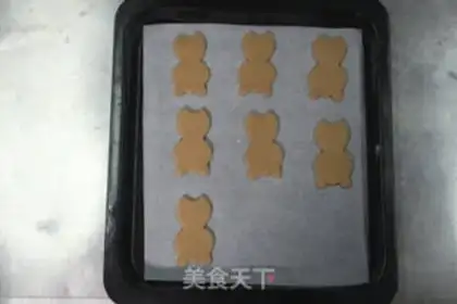 Make raccoon cookies step 6