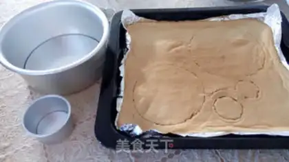 Make Maury Strawberry Moose step 16