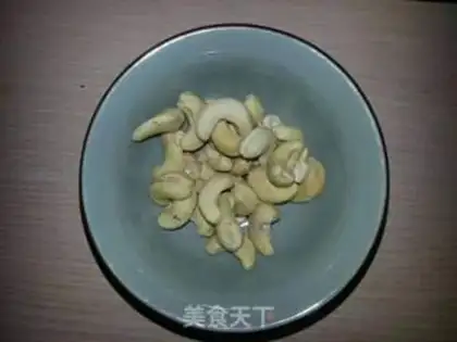Make Celery cashew step 0