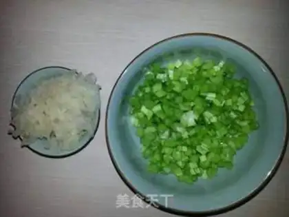 Make Celery cashew step 1
