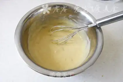 Make Banana Madeleine step 5