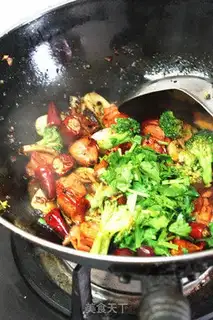 Make Creamy larvae step 11