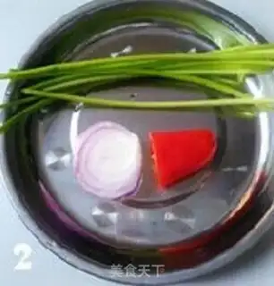 Make Celery egg cup salad step 1