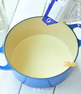 Make Milk tea caramel, taffy step 0