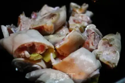 Make Bean petal pig hoof step 1