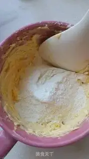 Make Three pairs of sister-cakes step 6