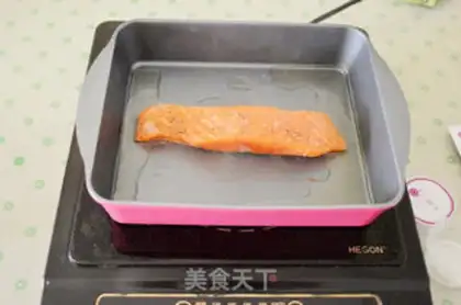 Make Burn the salmon with the vegetables step 4