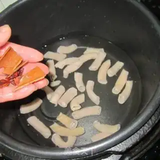 Make Spicy sausage pot step 4