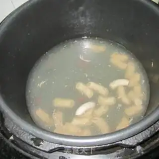Make Spicy sausage pot step 5