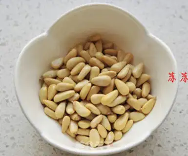 Make Gold and silver are full of pine corn step 1
