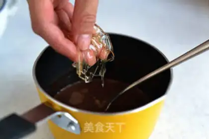 Make Gold and silver are full of pine corn step 2