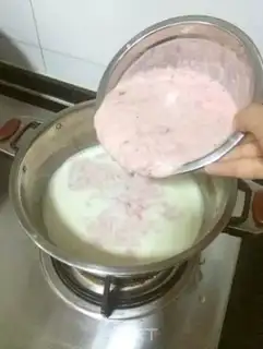 Make Strawberry pudding step 8