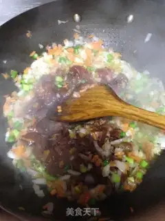 Make Black pepper beef fried rice step 4